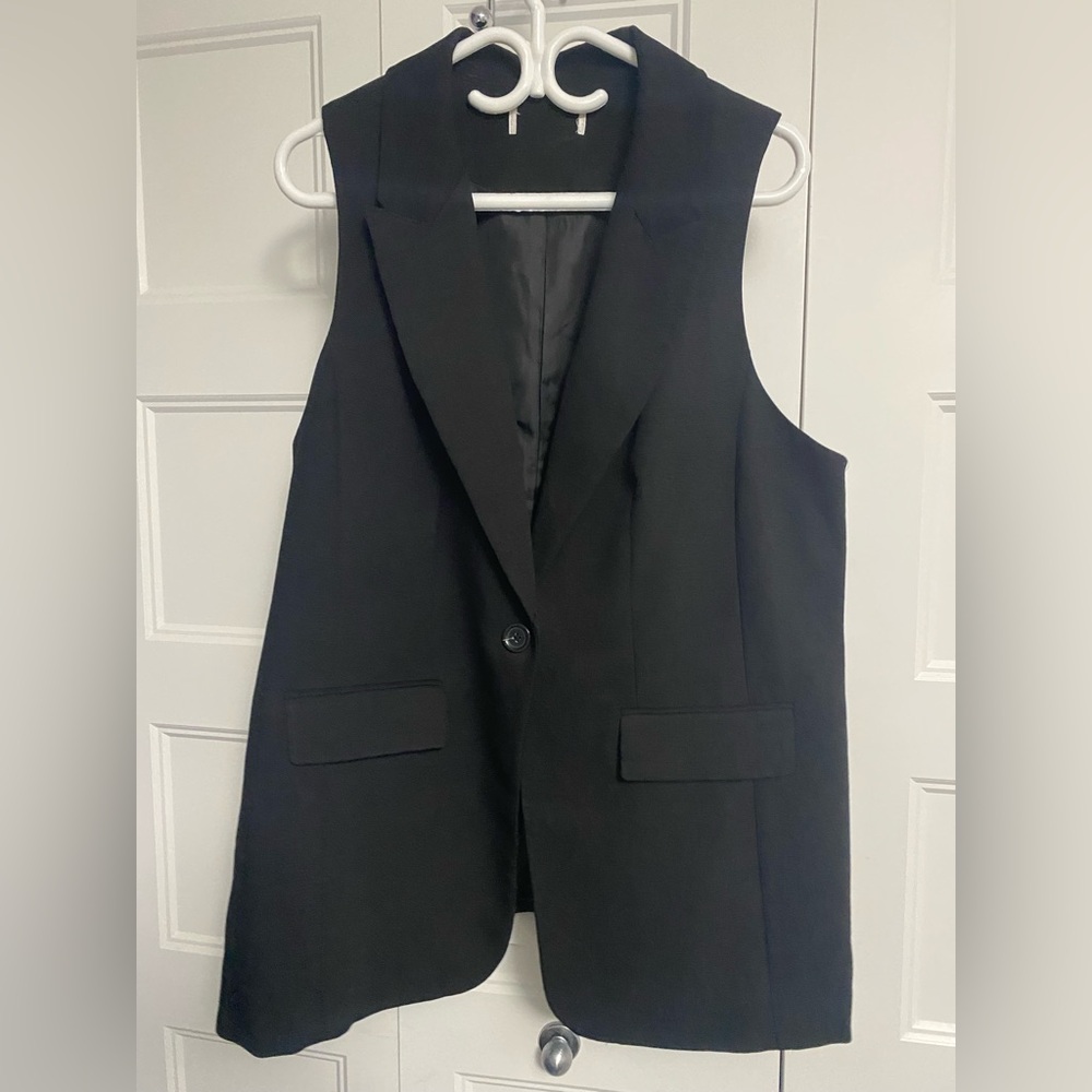 Classic sleeveless blazer/vest